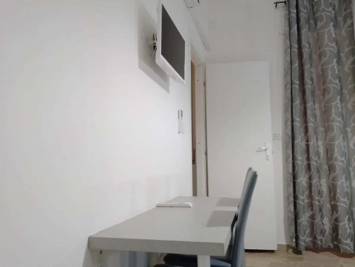 Porrino Guest House - Affittacamere Альгеро